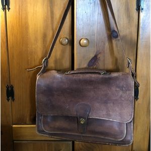 Vintage Coach messenger bag/laptop bag/attaché.